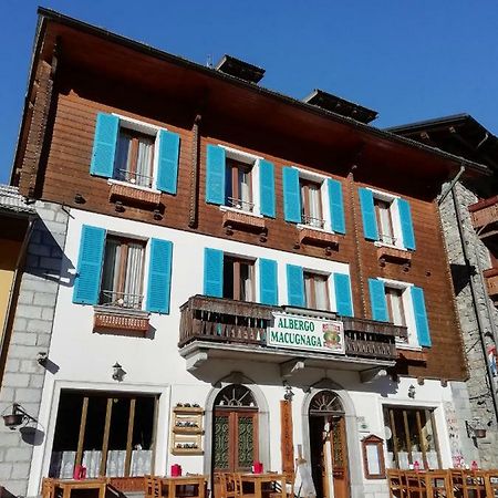 Albergo Ristorante Macugnaga Exterior foto